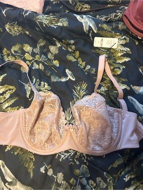 Understance Bra - Size 28H